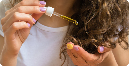 How to Use Castor Oil for Naturally Thicker, Healthier Hair